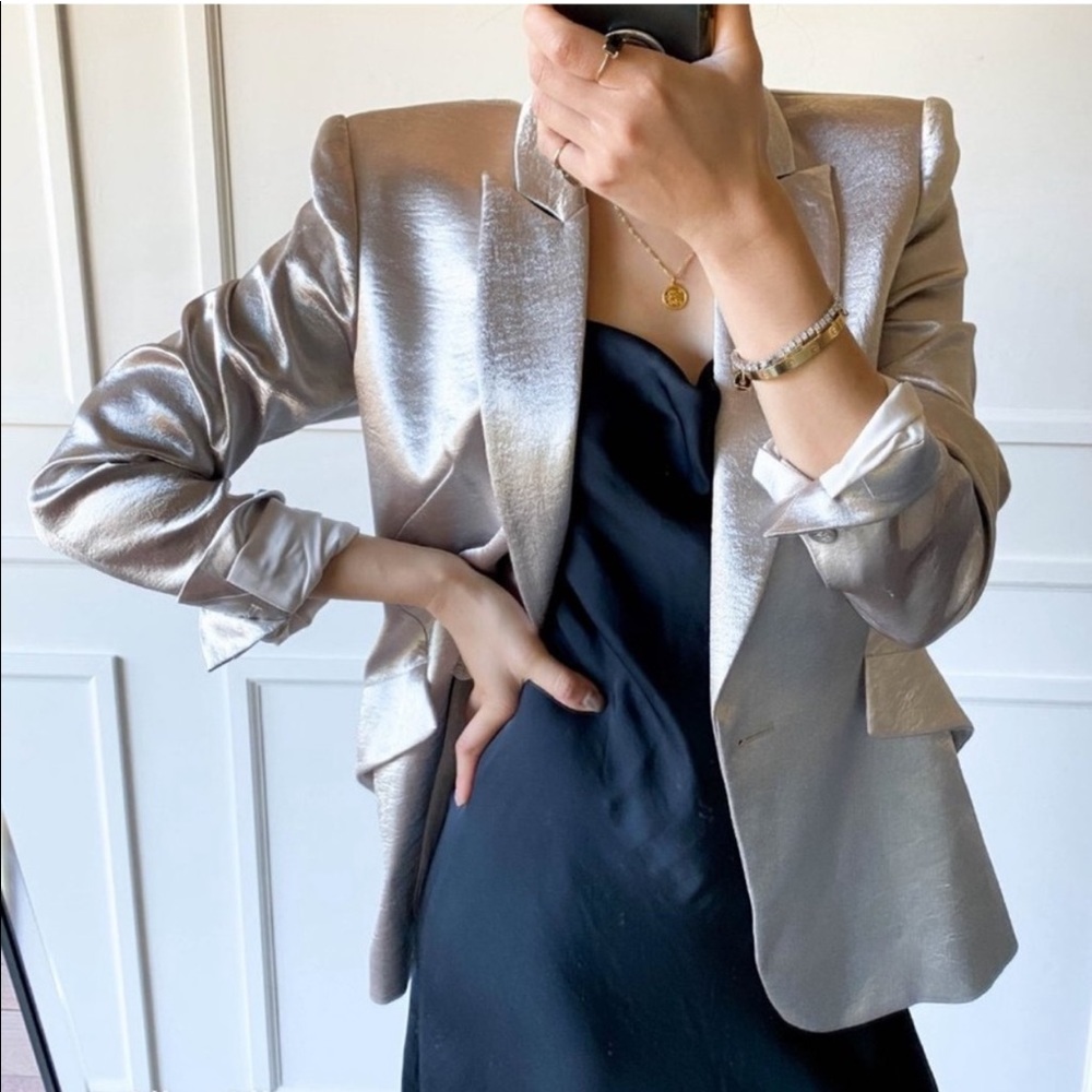 L'AGENCE Chamberlain Blazer in Platinum Silver Satin Size 8 - Picture 5 of 17